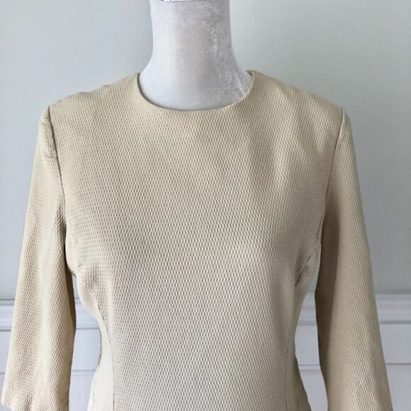 Unger Lightweight Wool Textured Tan Dress 14 - Picture 4 of 6
